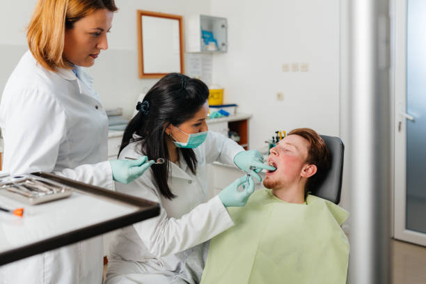 Best Weekend Emergency Dentist in Inverness, IL